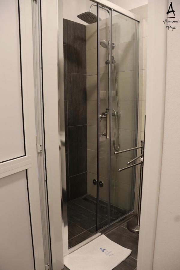 Apartmani Prpic Ražanac Εξωτερικό φωτογραφία